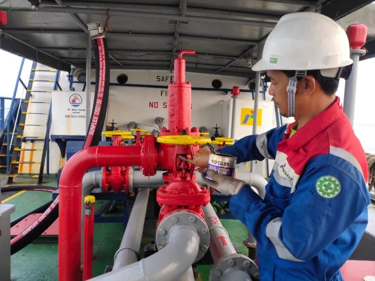 Maintenance Kapal - Solo Trans Logistik